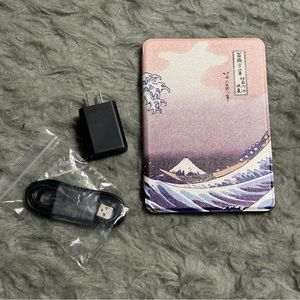 Kindle Paperwhite – (previous generation - 2018 release) with case.